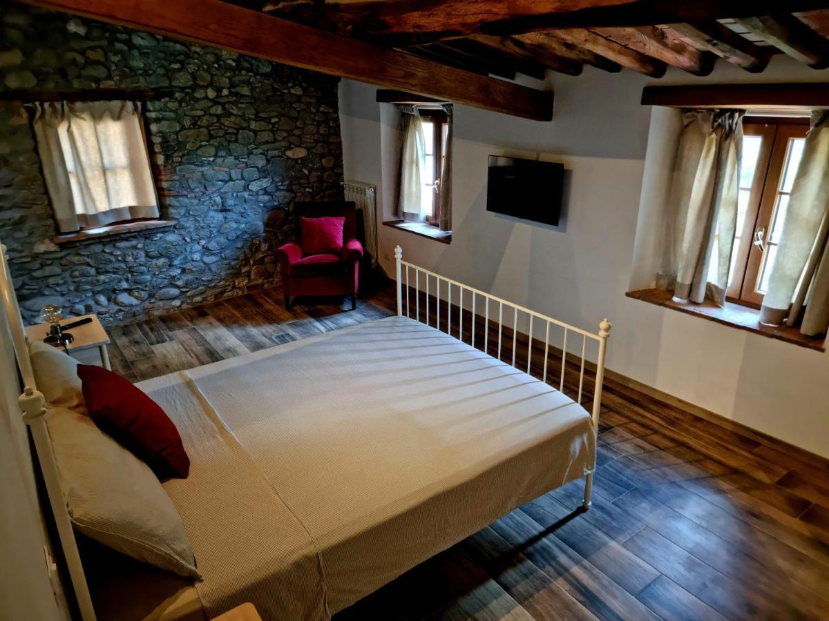 Вілла Agriturismo Il Castello Борго-а-Моццано Екстер'єр фото