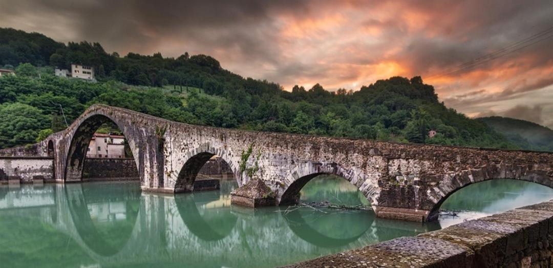 Вілла Agriturismo Il Castello Борго-а-Моццано Екстер'єр фото
